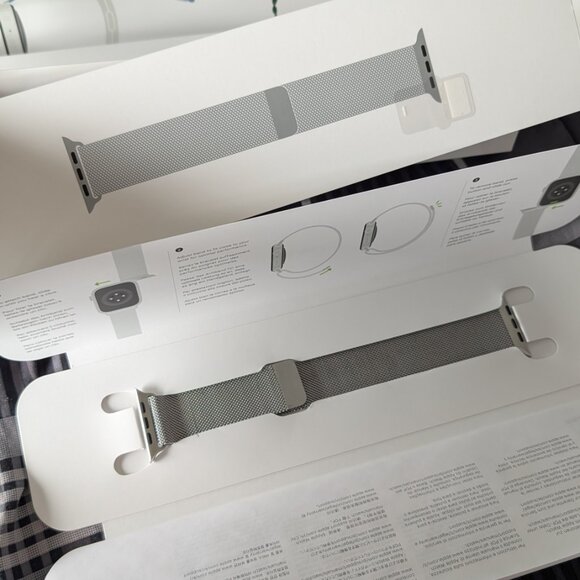 Apple Watch Series 8 GPS + Cell 45mm Silver SS Case with Silver + Accessories - Picture 10 of 15